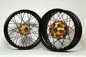 gold_black_black_1