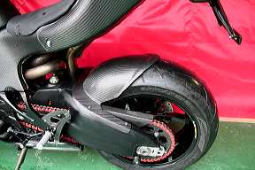 cfdesmosedicihugger2